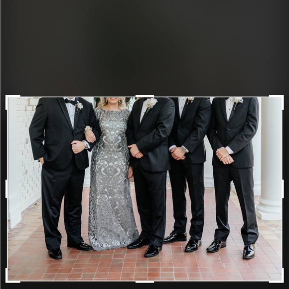 Mother of the Bride/Groom gown Tadashi Soji - Picture 3 of 5